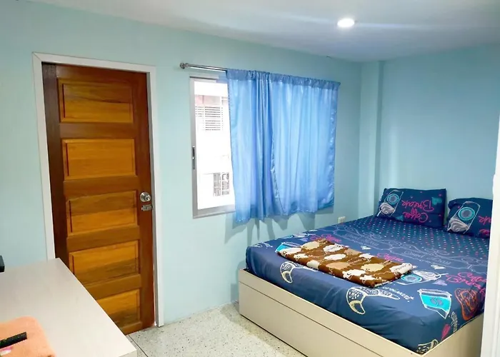 Isyou Sabye ห้องพักรายวัน รามคำแหง Hotel 3*